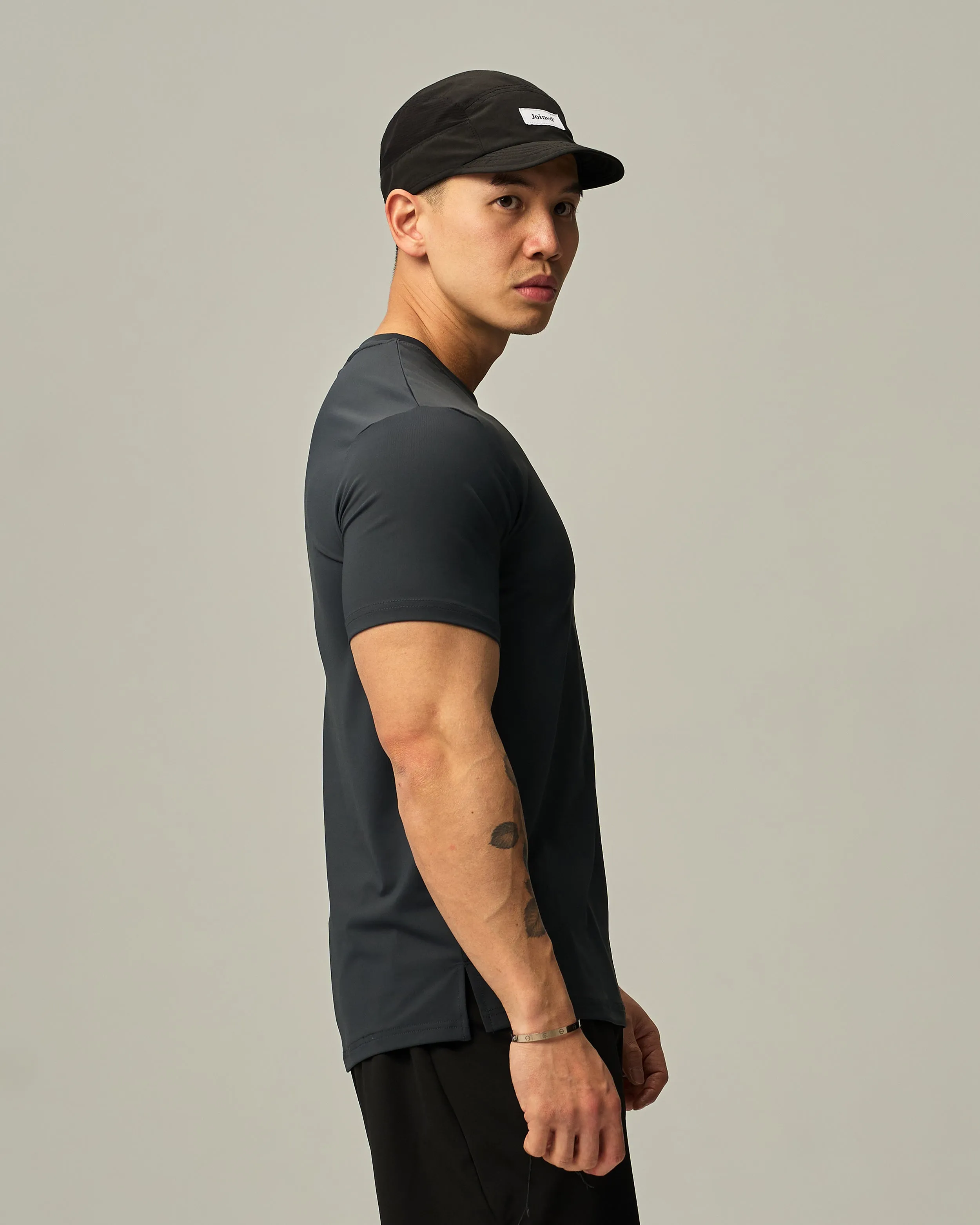 Badge Train Performance Tee