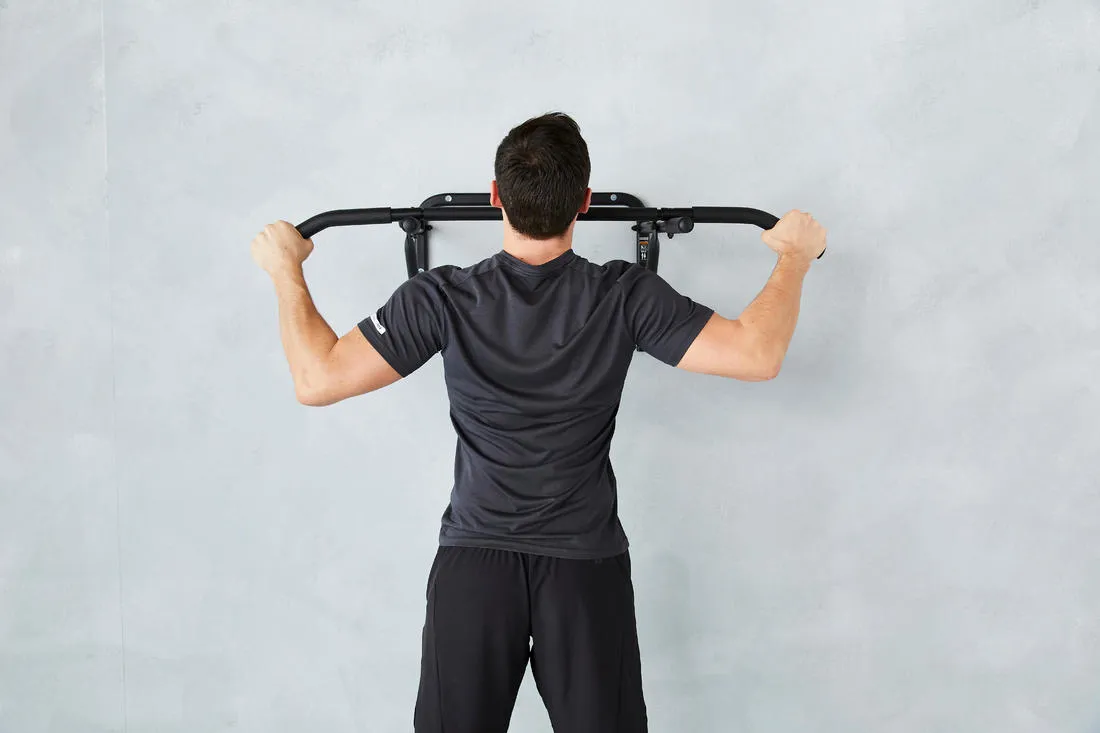 Barre de traction murale repliable