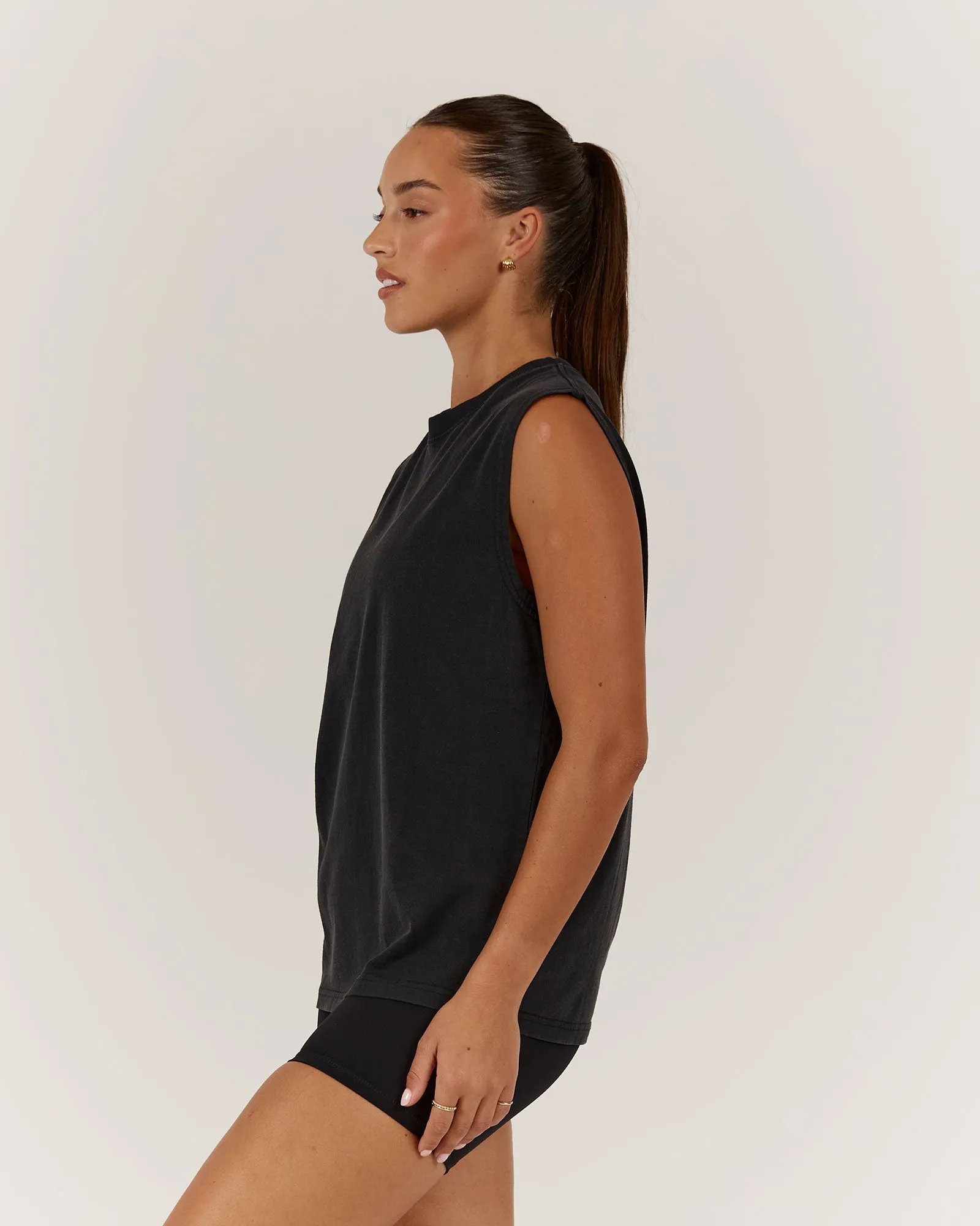 ESSENTIALS TANK - FADED BLACK
