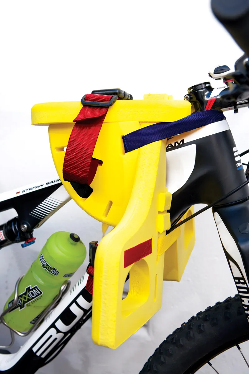 FEVA PLAY CHILD TRAINING SEAT