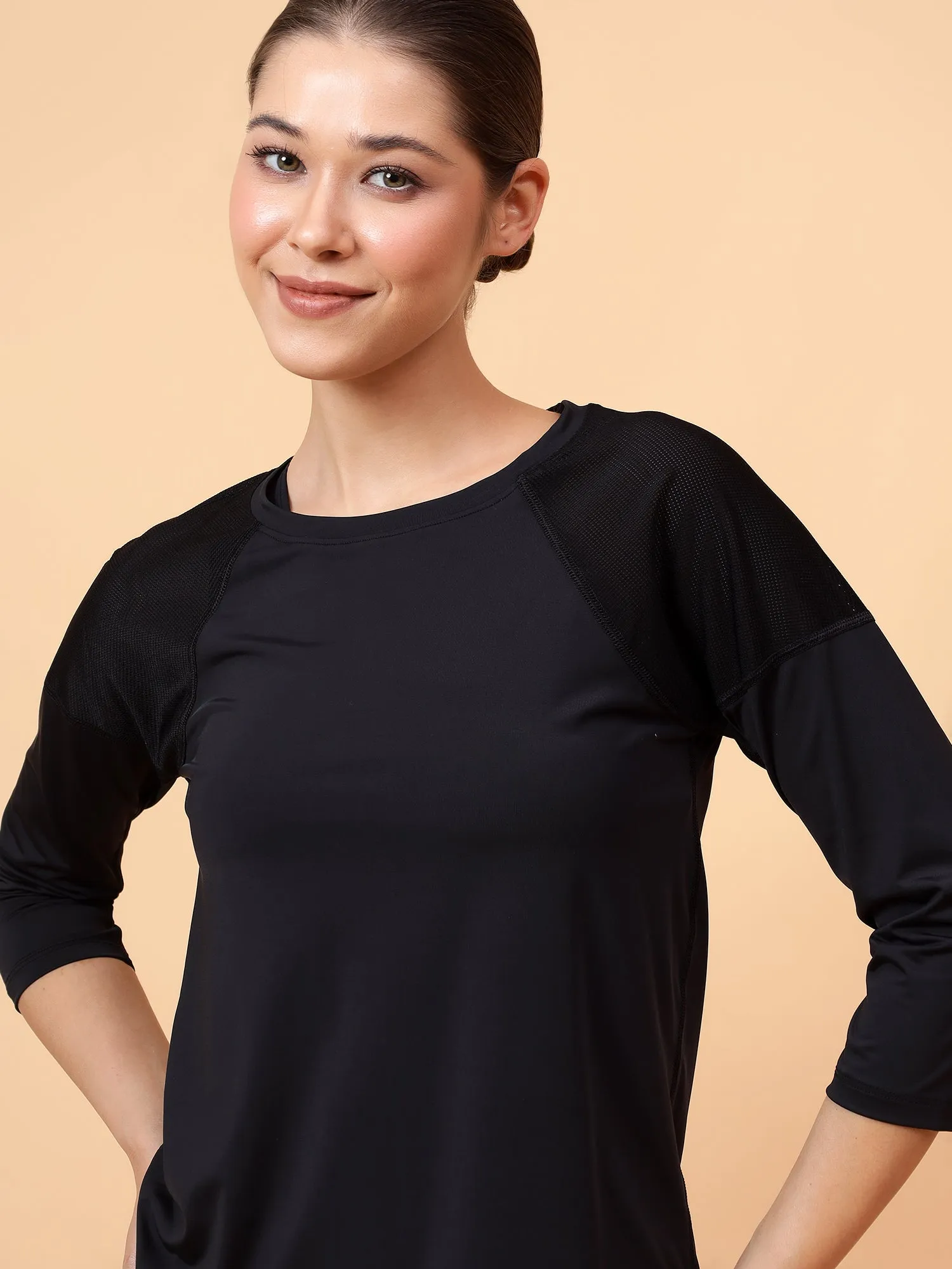 Fitkin Women Black Back Mesh Panel 3/4 Sleeve Tshirt