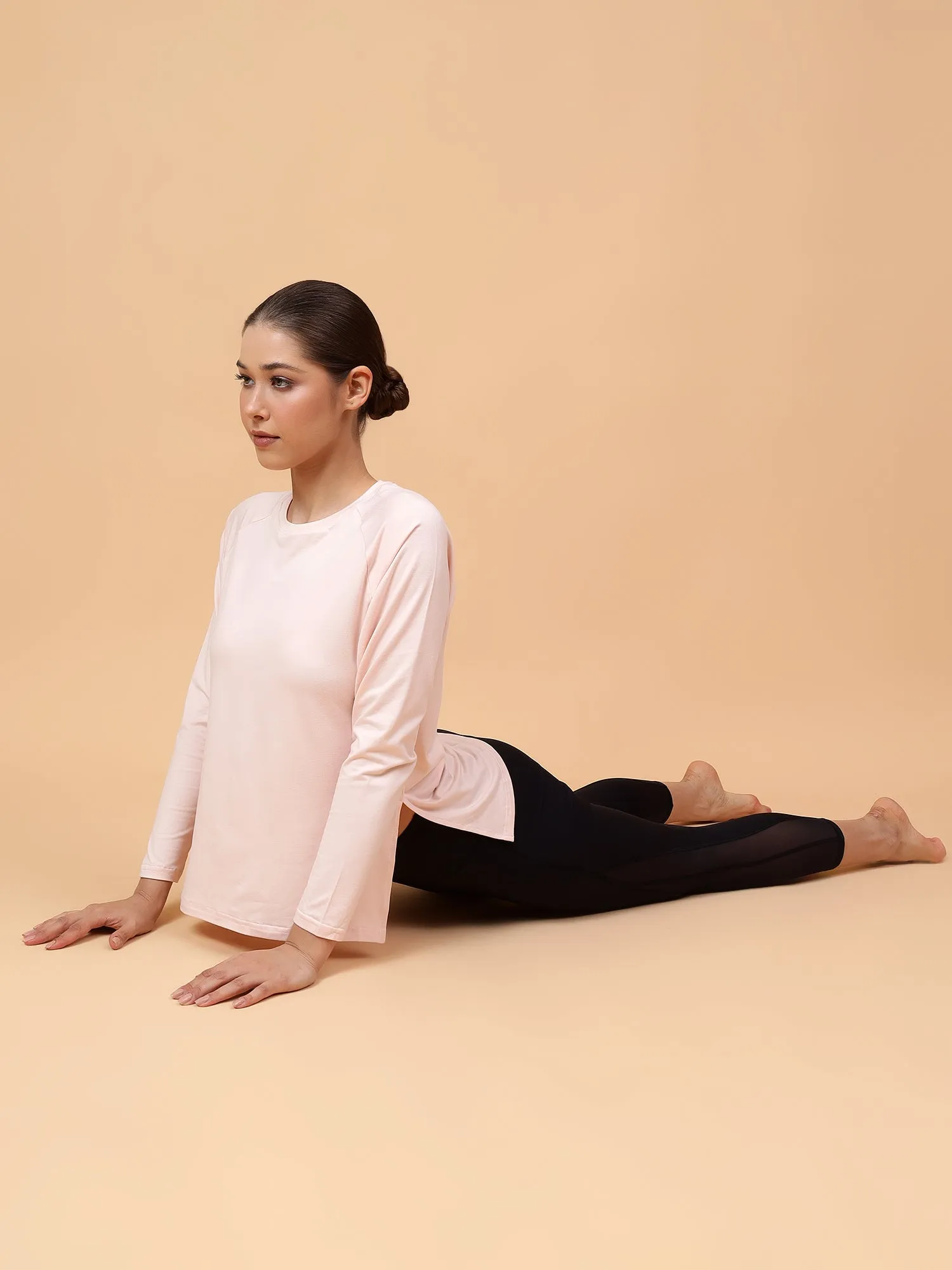 Fitkin Women Light Pink Long-sleeved Side Slit Tshirt