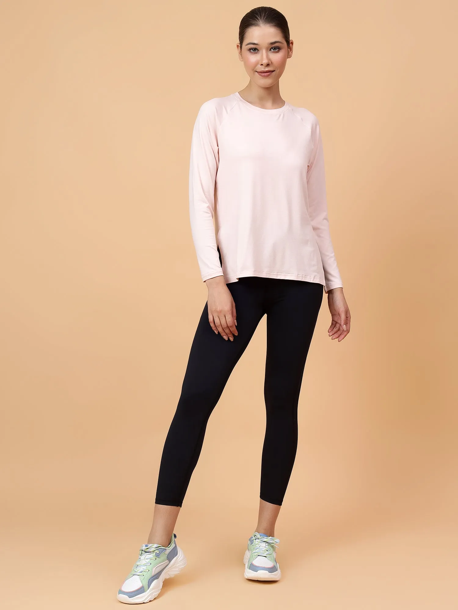 Fitkin Women Light Pink Long-sleeved Side Slit Tshirt