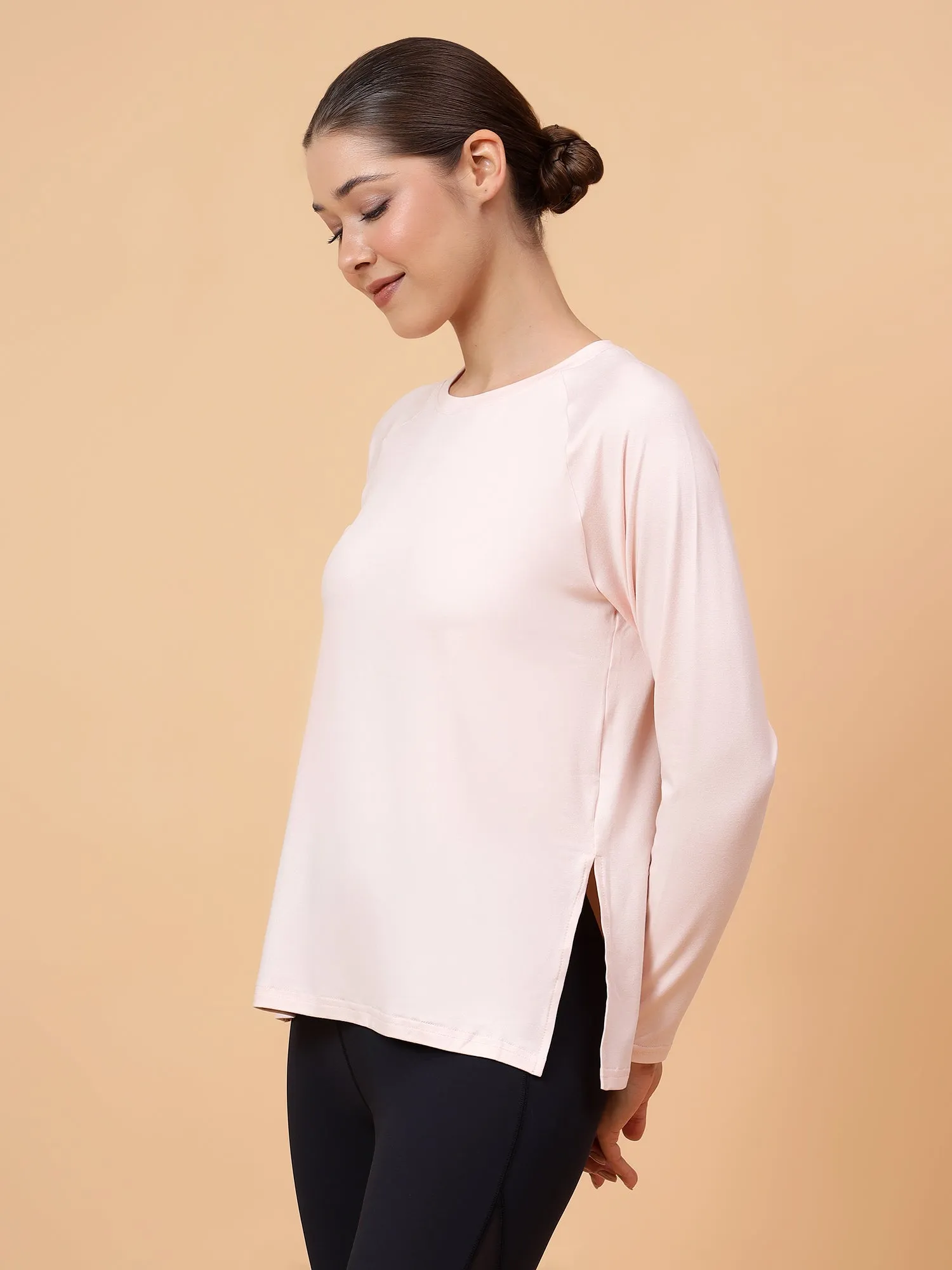 Fitkin Women Light Pink Long-sleeved Side Slit Tshirt