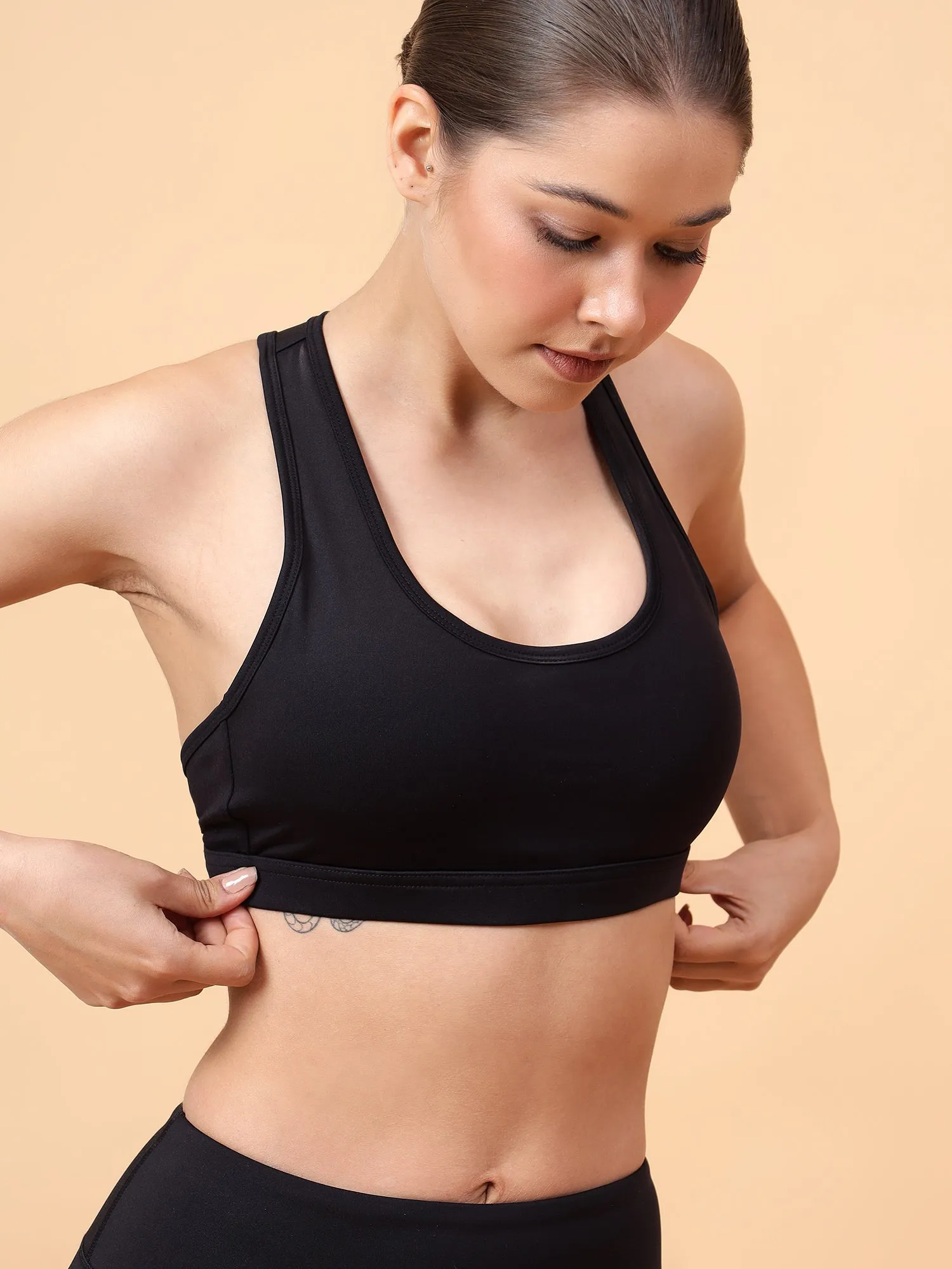 Fitkin Women's Black Back Key Hole Sports Bra