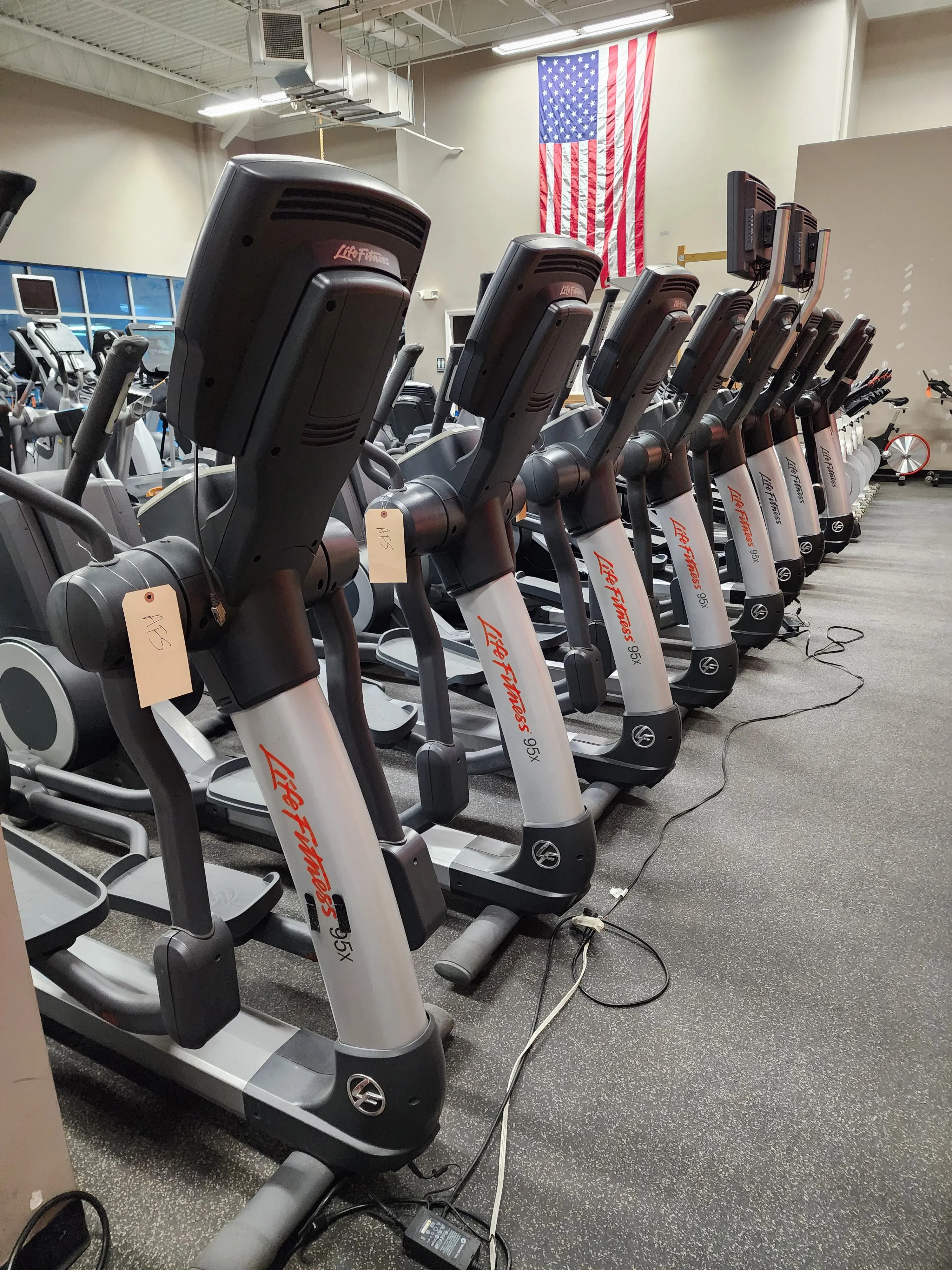 Life Fitness 95X Engage Elliptical Crosstrainer