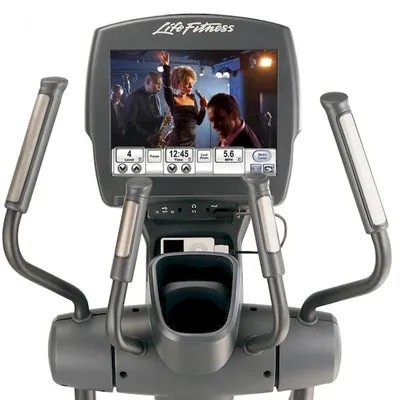 Life Fitness 95X Engage Elliptical Crosstrainer