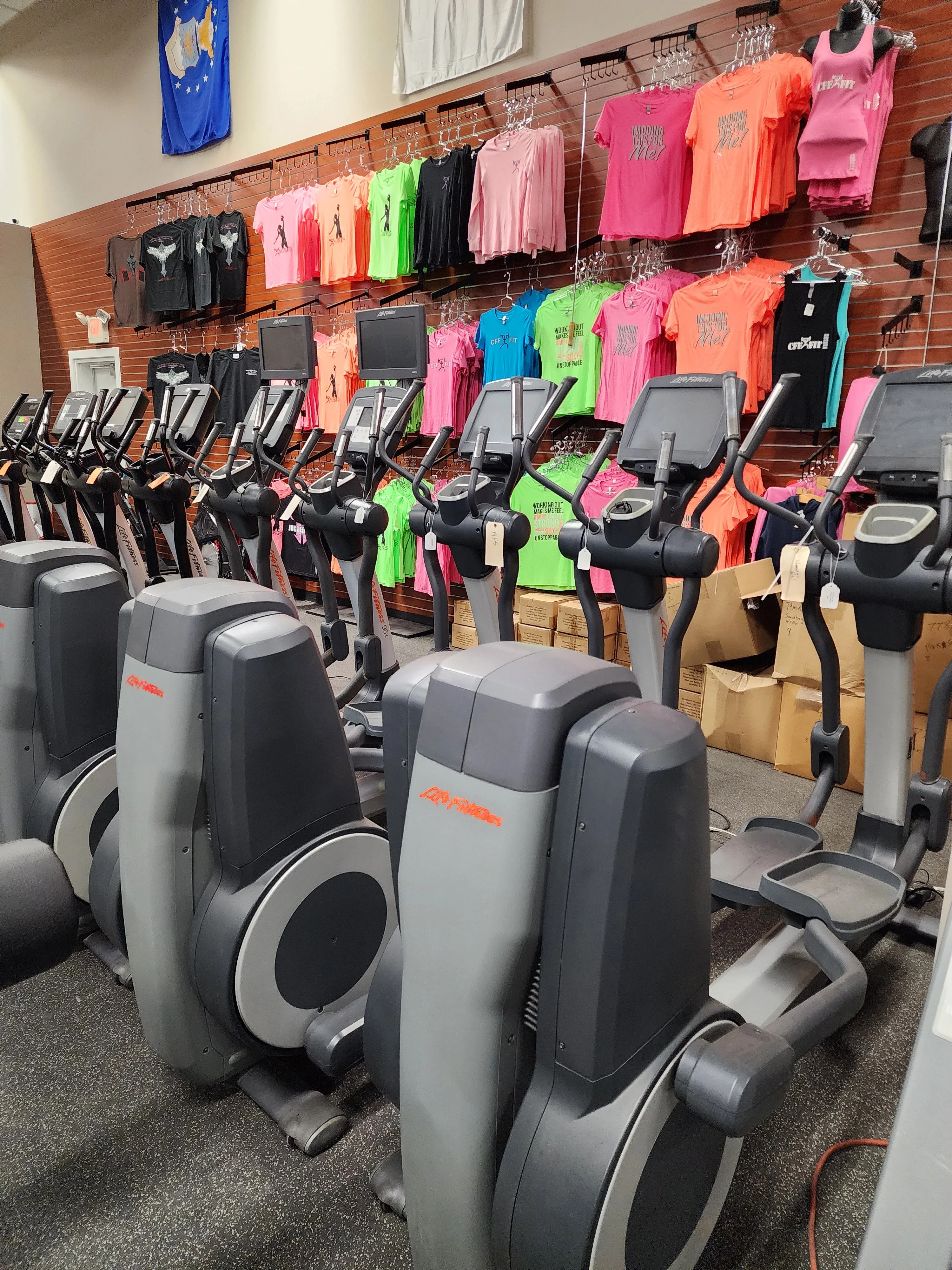 Life Fitness 95X Engage Elliptical Crosstrainer