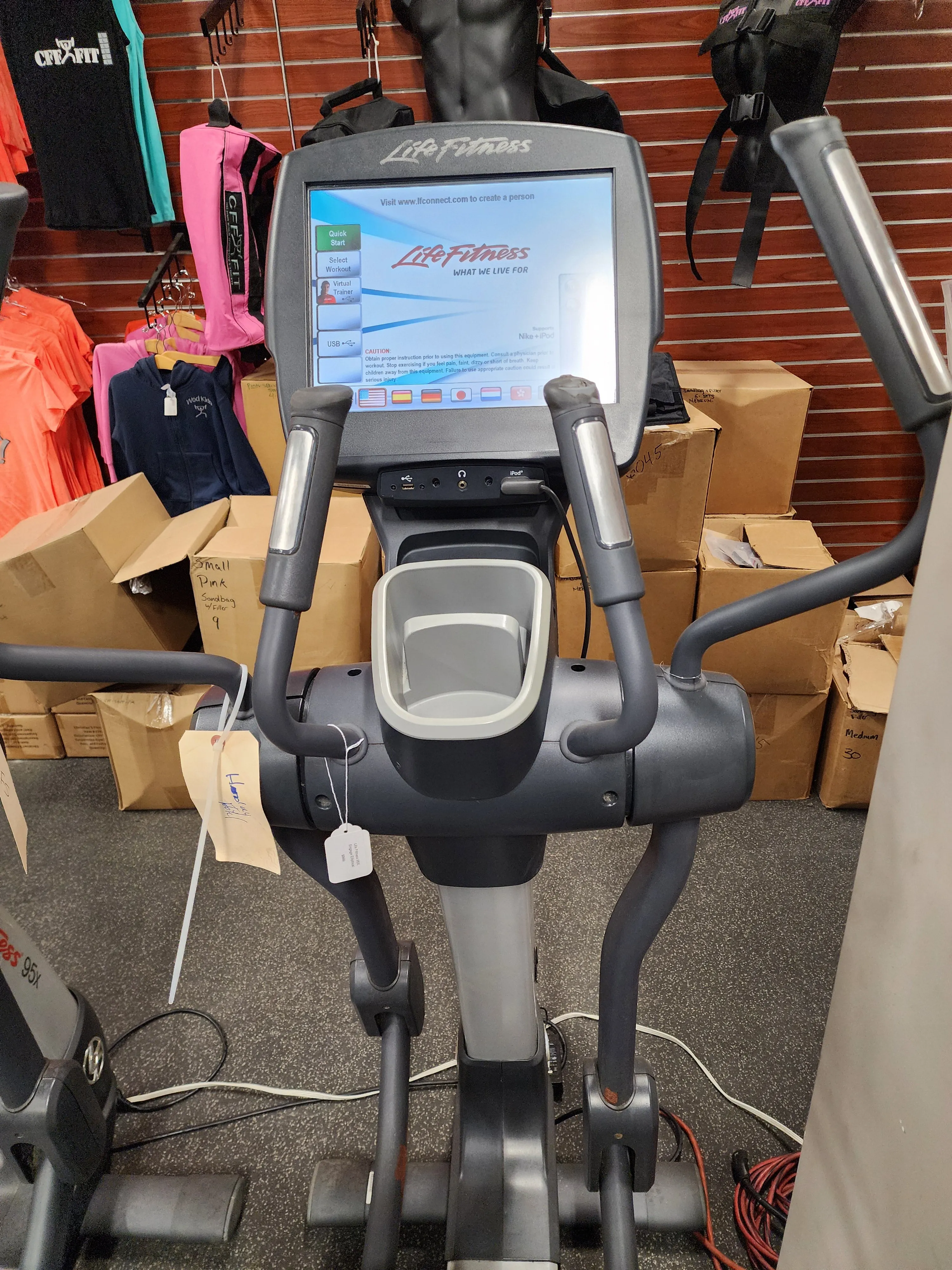 Life Fitness 95X Engage Elliptical Crosstrainer
