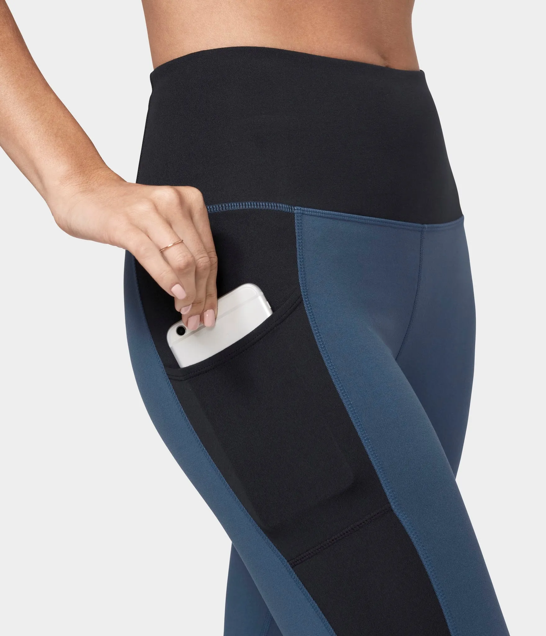 Manduka Apparel - Women's Essential Pocket Legging - Indigo