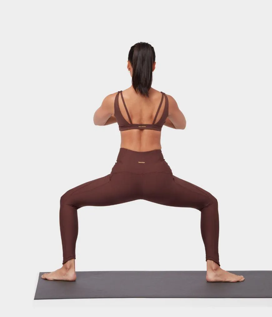 Manduka Apparel - Women's Presence Bra - Deeply Rooted Brown