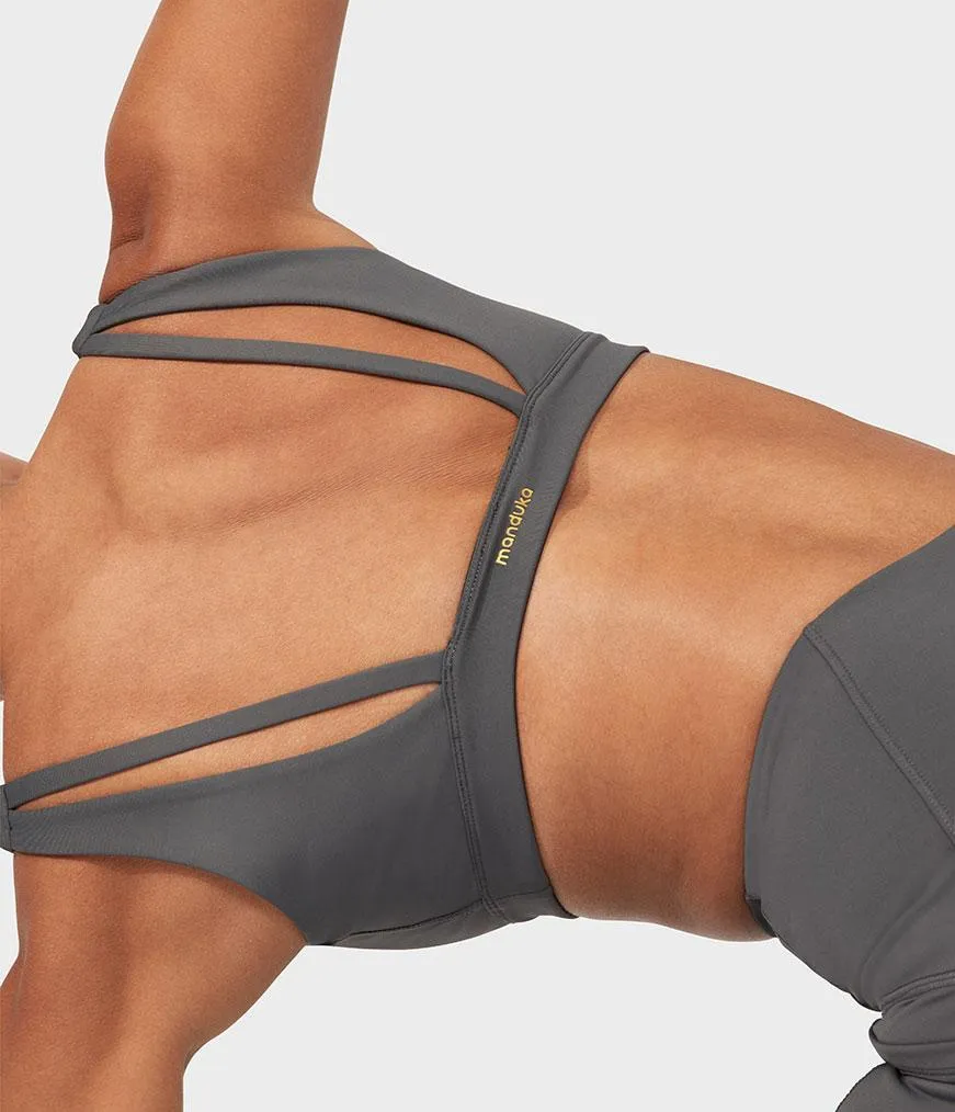 Manduka Apparel - Women's Presence Bra - New Grey