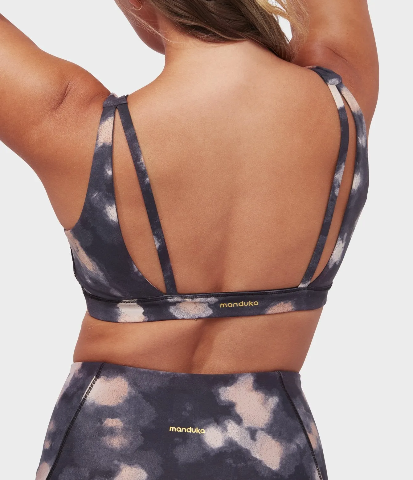 Manduka Apparel - Women's Presence Bra - Swash Floral Neutral