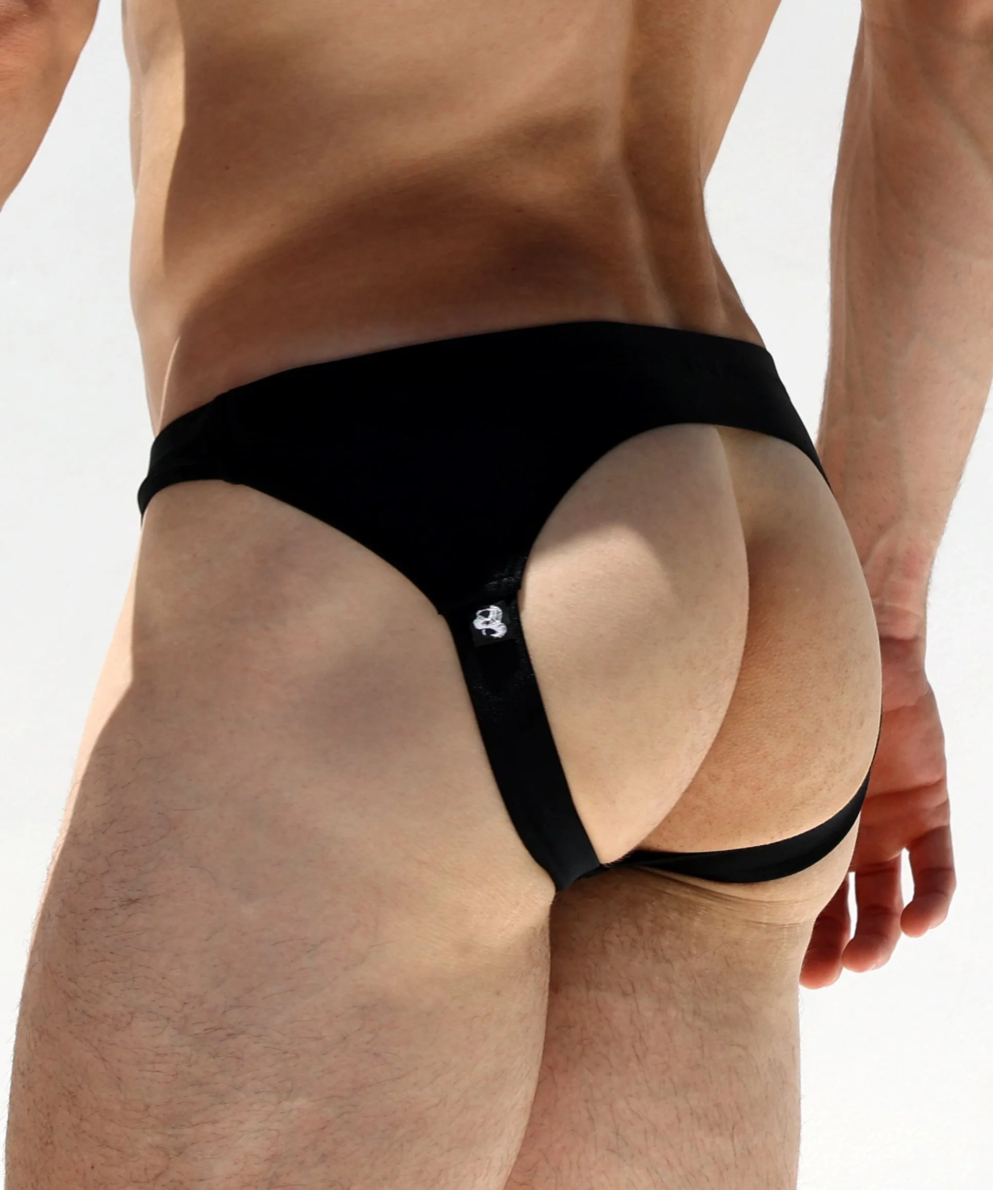 MATT BLACK