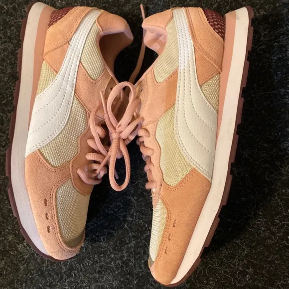 NEW Puma Sneakers soft optimal comfort uS 5.5C EuR 37.5 /shoes / Gym No Box Pink