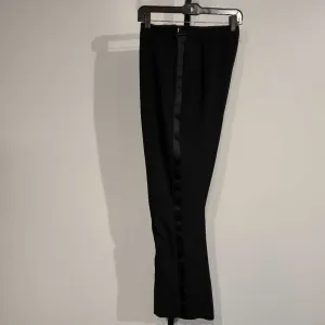 Off Rack Black Formal Jods with Suede(32W, 30INS, 41OUTS)