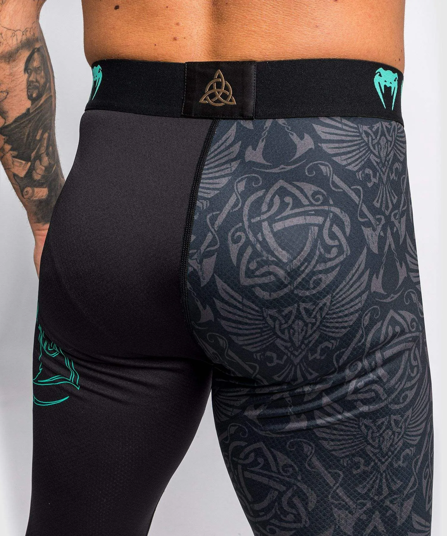 VENUM ASSASSIN'S CREED RELOADED SPAT