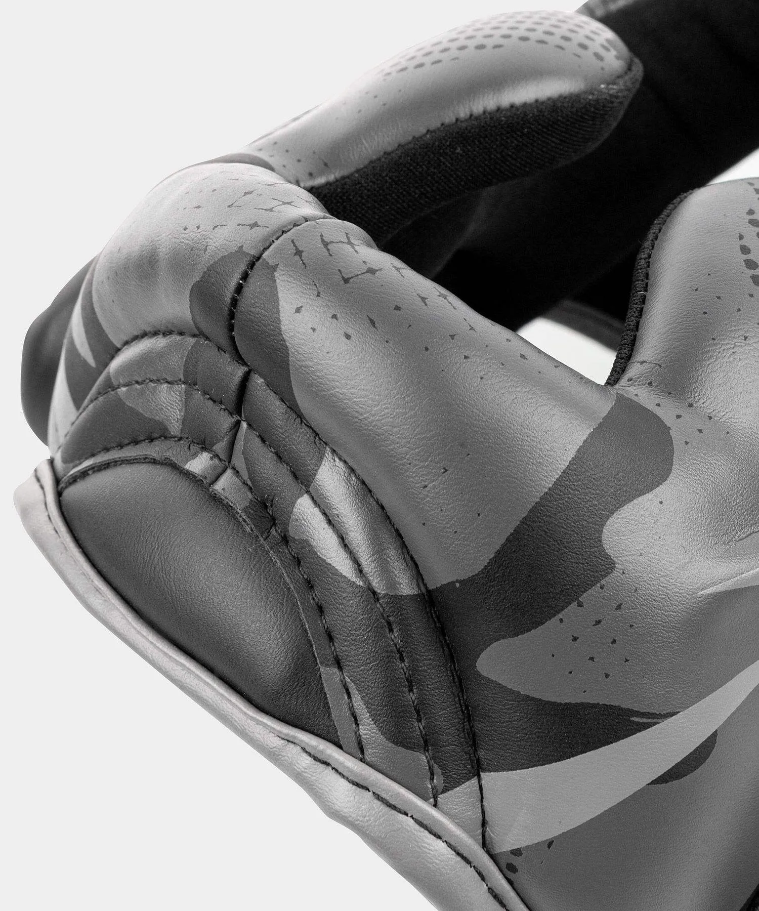 Venum® Elite Boxing Headgear