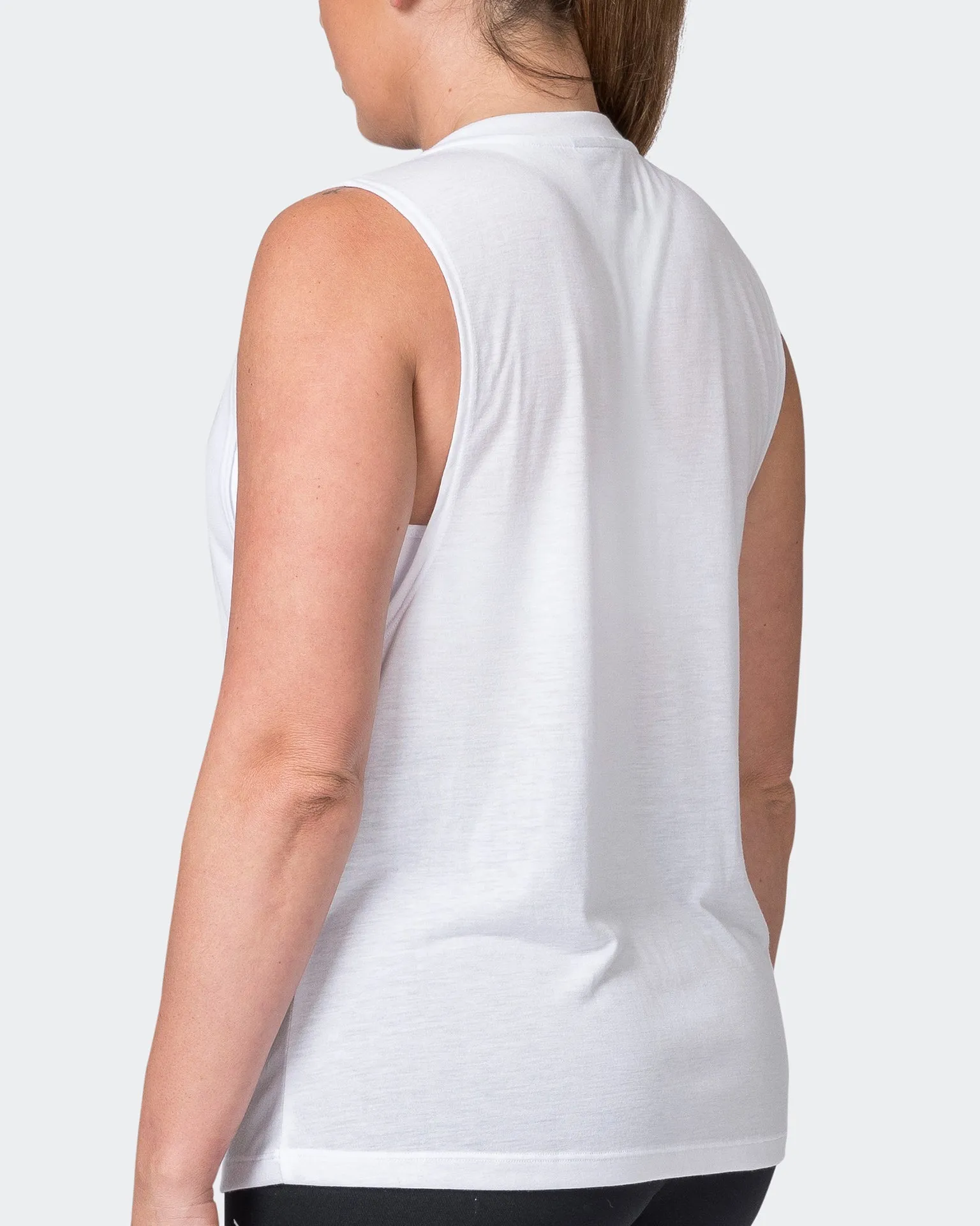 Worldwide Drop Arm Tank - White