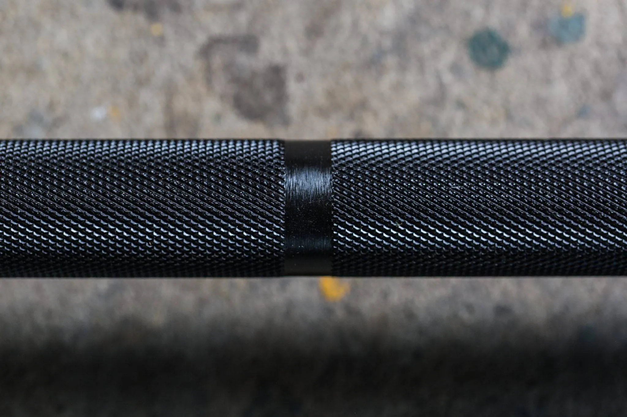 York Barbell | International Black Oxide Bar - 7ft (32mm)